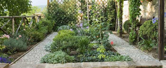 Flower Beds, Lawn Maintenance